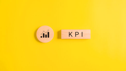 KPI dla HR: co mierzyć w rekrutacji, rotacji, absencji i rozwoju