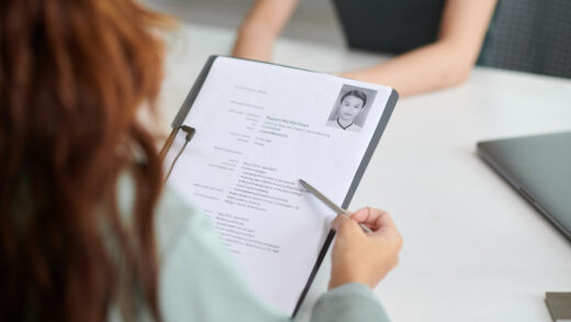 Screening CV i selekcja: jak ułożyć kryteria i uniknąć błędów
